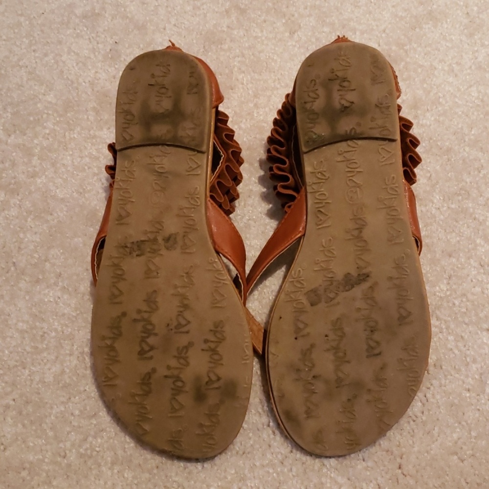 Girls Ruffle Sandals - Picture 5 of 6